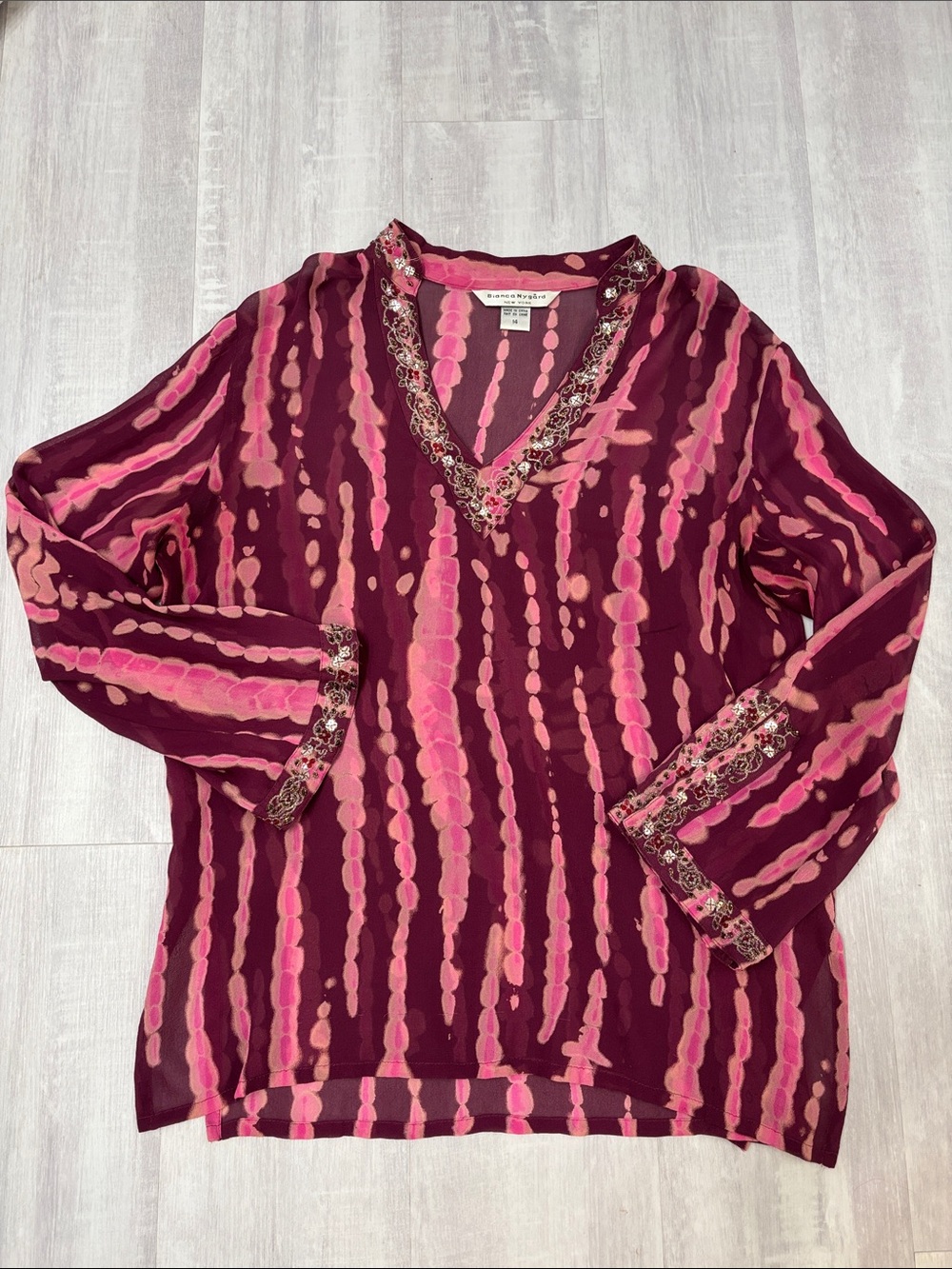 Bianca Nygard Embellished V-Neck Tunic in Burgundy and Pink 100% Silk size 14